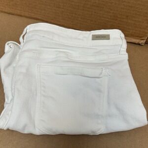 Liverpool‎ The Short White Distressed Cuffed Jean Size 12/31 Style #LM9029D43